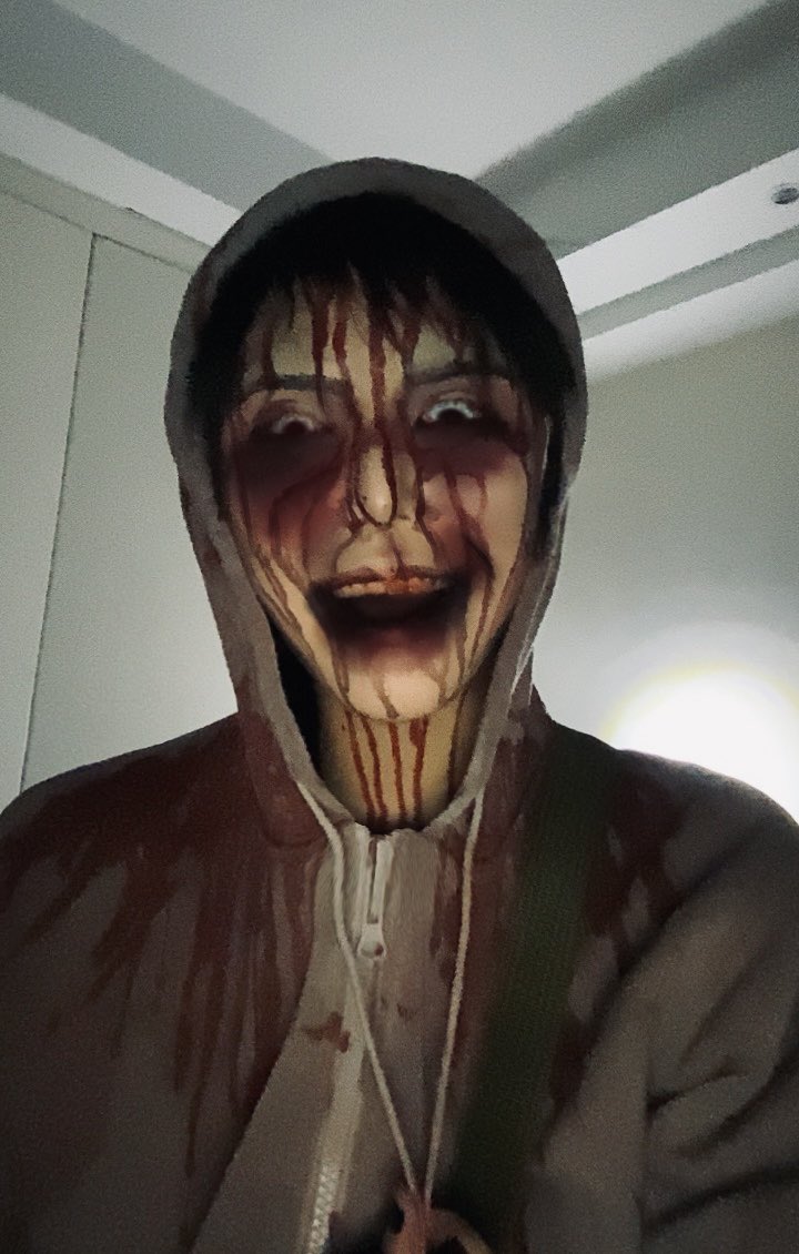 Yokelmo1's tweet photo. #cryoffear #booksimon #cosplay https://t.co/nZaMvVTb2u