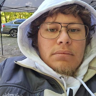 Hamnannde tweet media