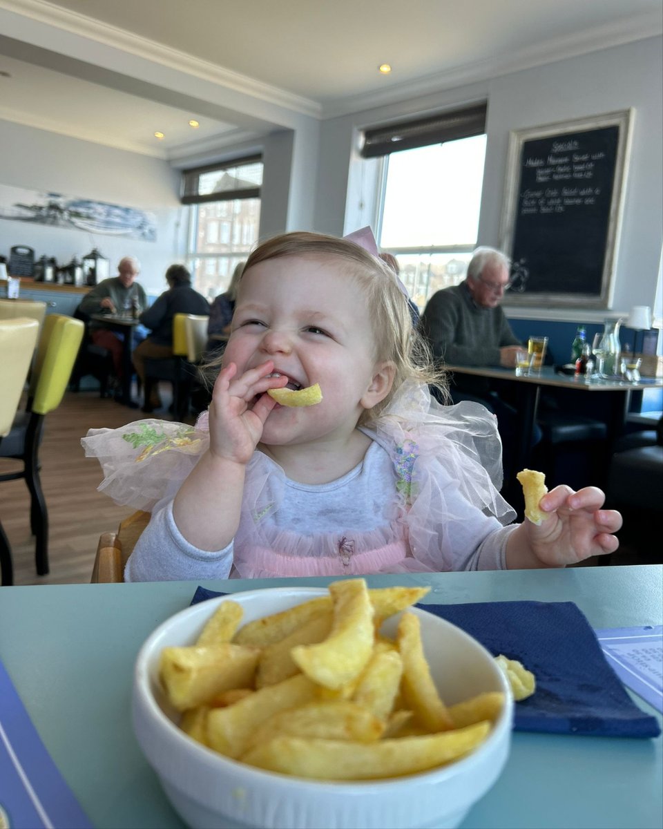no1cromer's tweet image. Proof that our chips are loved at any age 🍟

This Mother’s Day, bring the whole family down to No1 for fish, chips, sea air and time together!