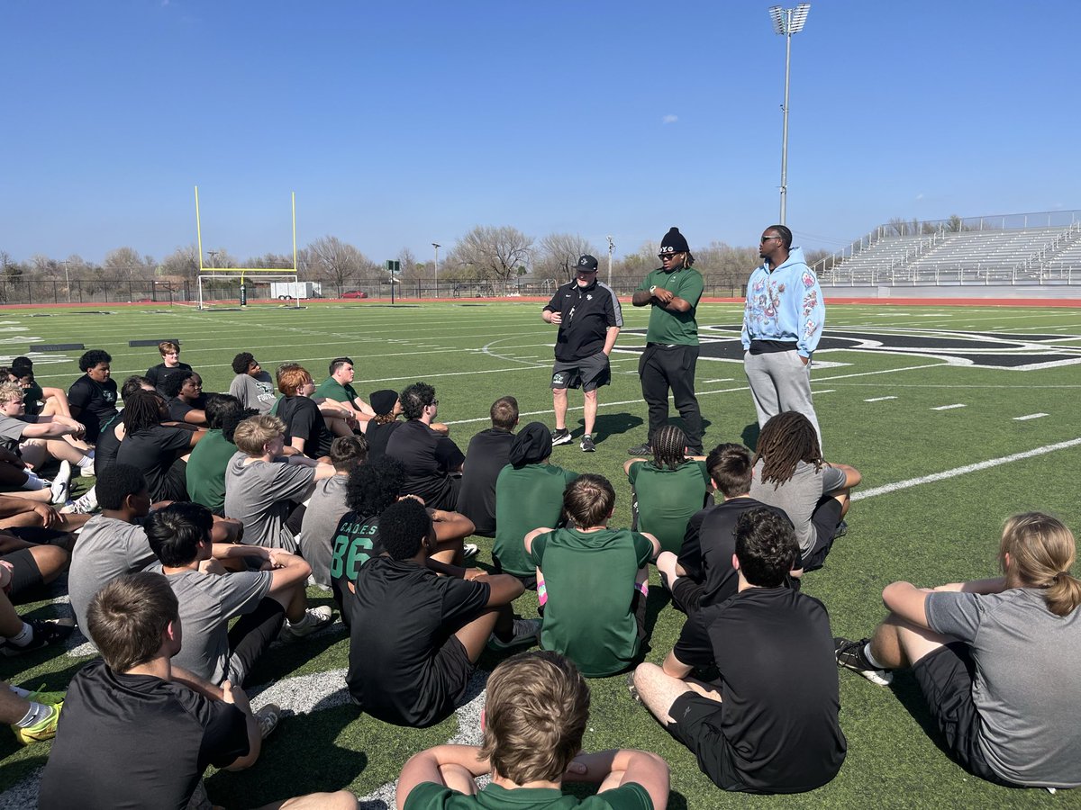 Santa Fe Wolves Football #TheFE tweet media