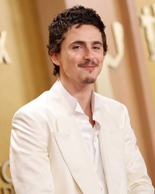 Brian Rowe tweet media