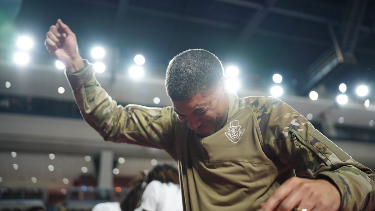 Austin Peay Men's Basketball tweet media