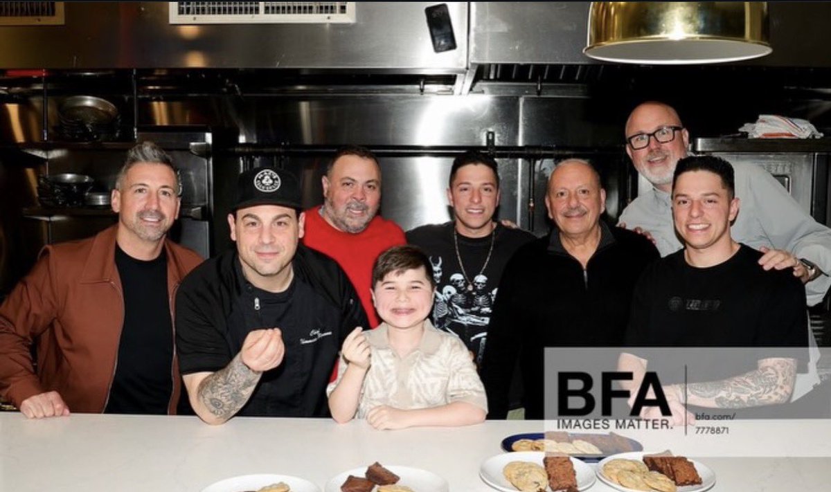 The Strength of Brothers tweet media