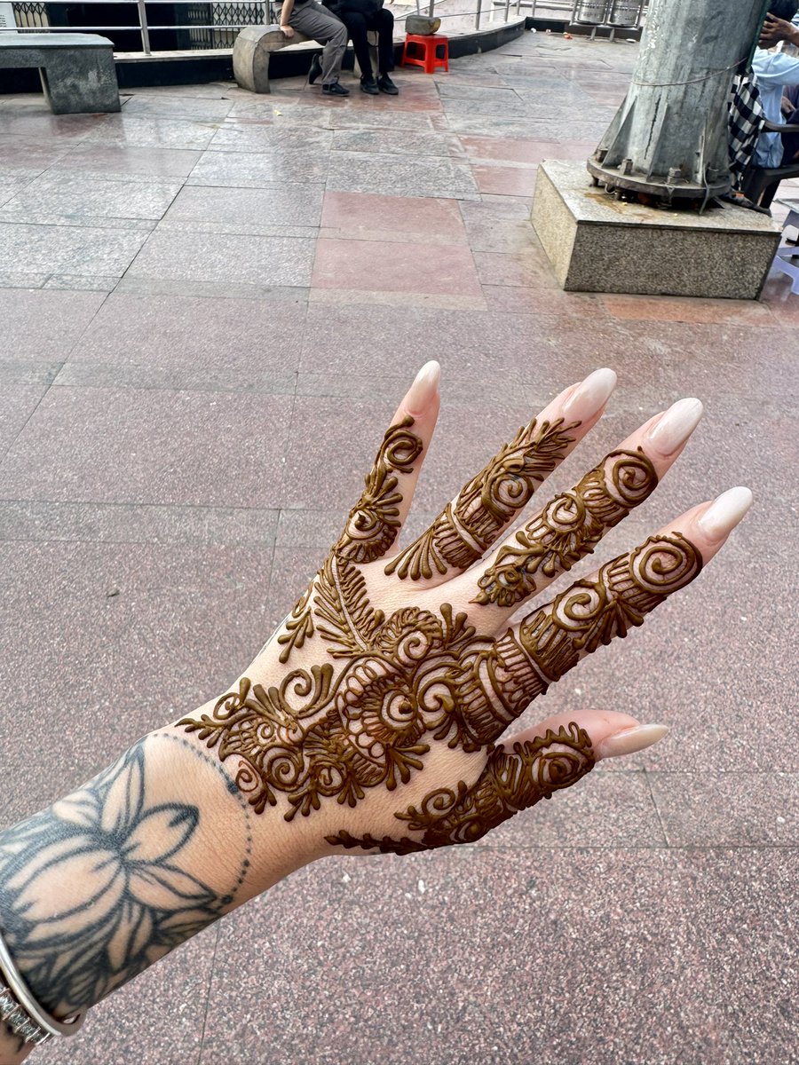 Valentinal Leal - Visiting INDIA🇮🇳 tweet media