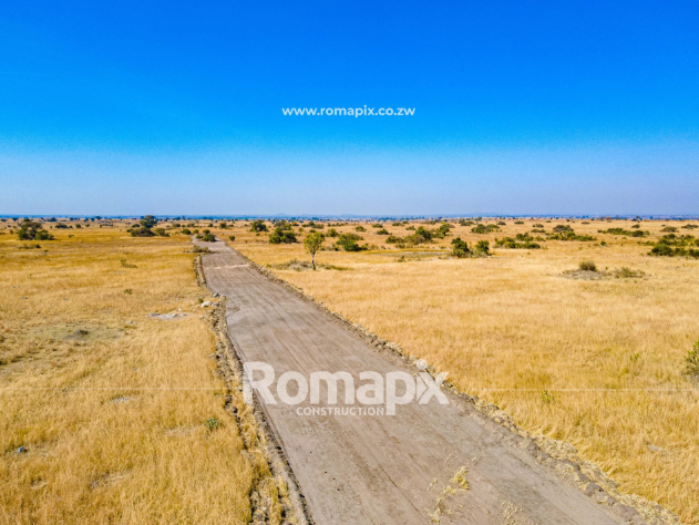 Projects_Zim's tweet photo. 🏡 𝐑𝐨𝐦𝐚𝐩𝐢𝐱 𝐇𝐨𝐮𝐬𝐢𝐧𝐠 𝐏𝐫𝐞𝐬𝐞𝐧𝐭𝐬 | 𝐀 𝐍𝐞𝐰 𝐆𝐚𝐭𝐞𝐝 𝐂𝐨𝐦𝐦𝐮𝐧𝐢𝐭𝐲 𝐋𝐢𝐟𝐞𝐬𝐭𝐲𝐥𝐞 𝐎𝐩𝐩𝐨𝐫𝐭𝐮𝐧𝐢𝐭𝐲 𝐢𝐧 𝐭𝐡𝐞 𝐆𝐫𝐨𝐰𝐢𝐧𝐠 𝐍𝐲𝐚𝐛𝐢𝐫𝐚 𝐂𝐨𝐫𝐫𝐢𝐝𝐨𝐫 – 𝐒𝐩𝐫𝐢𝐧𝐠 𝐕𝐚𝐥𝐥𝐞𝐲 𝐄𝐬𝐭𝐚𝐭𝐞 | 𝐅𝐫𝐨𝐦 $𝟏𝟗,𝟓𝟎𝟎

300m² Stands 

𝐃𝐄𝐕𝐄𝐋𝐎𝐏𝐌𝐄𝐍𝐓 𝐇𝐈𝐆𝐇𝐋𝐈𝐆𝐇𝐓𝐒:

✅ Located 20km from Westgate Shopping Centre along Chinhoyi Highway
✅ Residential stands from 300m²
✅ Competitive pricing from $19,500 ($65/m²)
✅ Road infrastructure development already underway
✅ Civil works handled by Romapix Construction
✅ Planned secure and well-organized neighbourhood
✅ Ideal for family homes or long-term property investment
✅ Strong growth potential along the Chinhoyi corridor
✅ Opportunity to buy early in a growing development

𝐏𝐚𝐲𝐦𝐞𝐧𝐭 𝐏𝐥𝐚𝐧:

• $3,000 Initial Deposit
• Balance payable over 60 monthly instalments

📍 Spring Valley Estate, Nyabira – Mashonaland West

👉 Contact Romapix for stand availability and investment details : https://t.co/4WI1SVgSEE