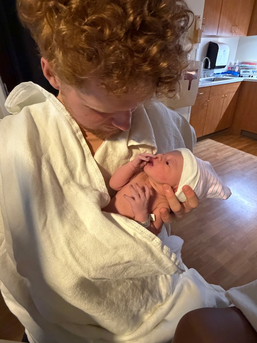 Courtney Marchesani tweet media