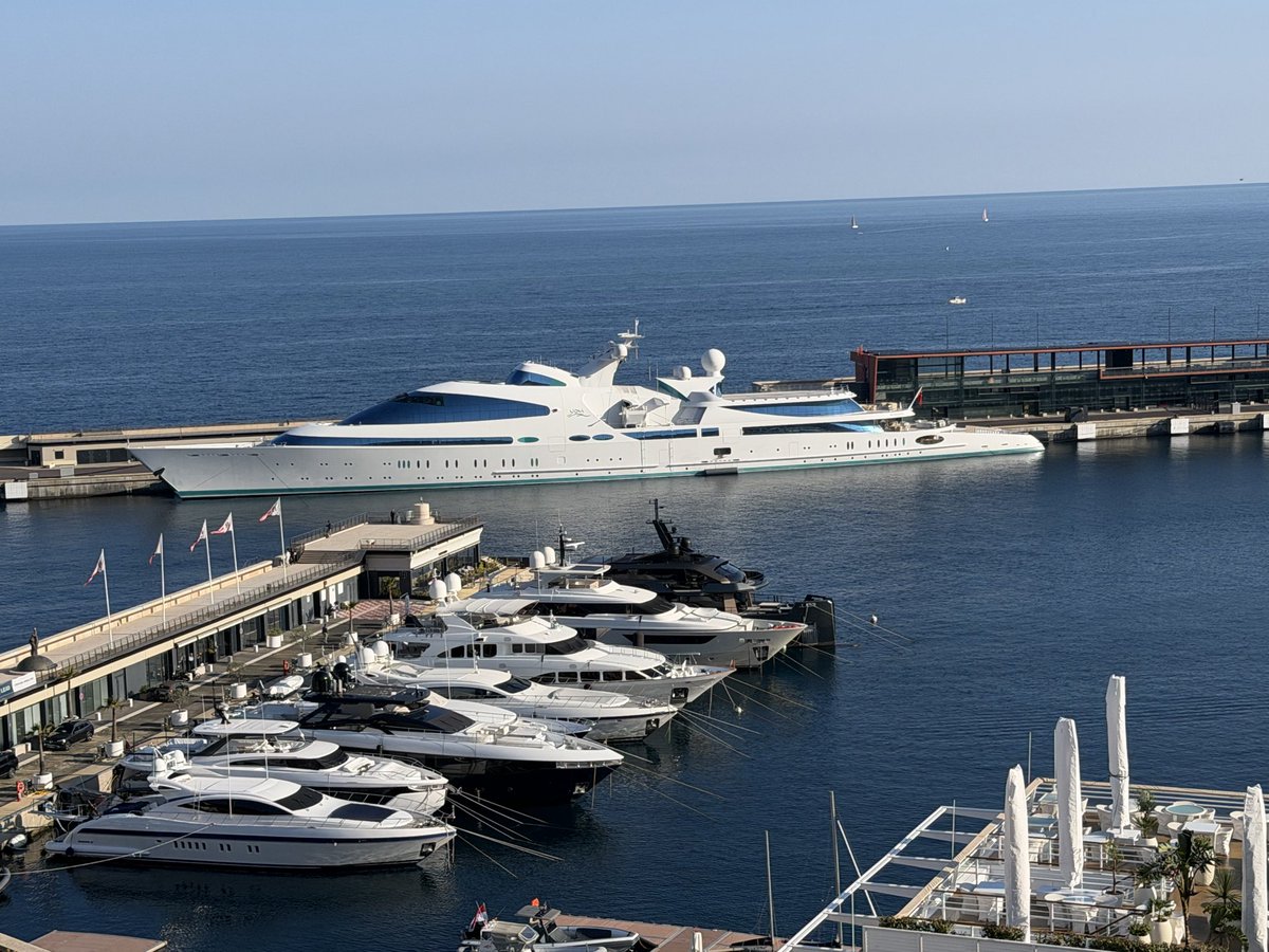 Luxury yacht available for sale in Monaco. For you my friend, $500m. 😎
