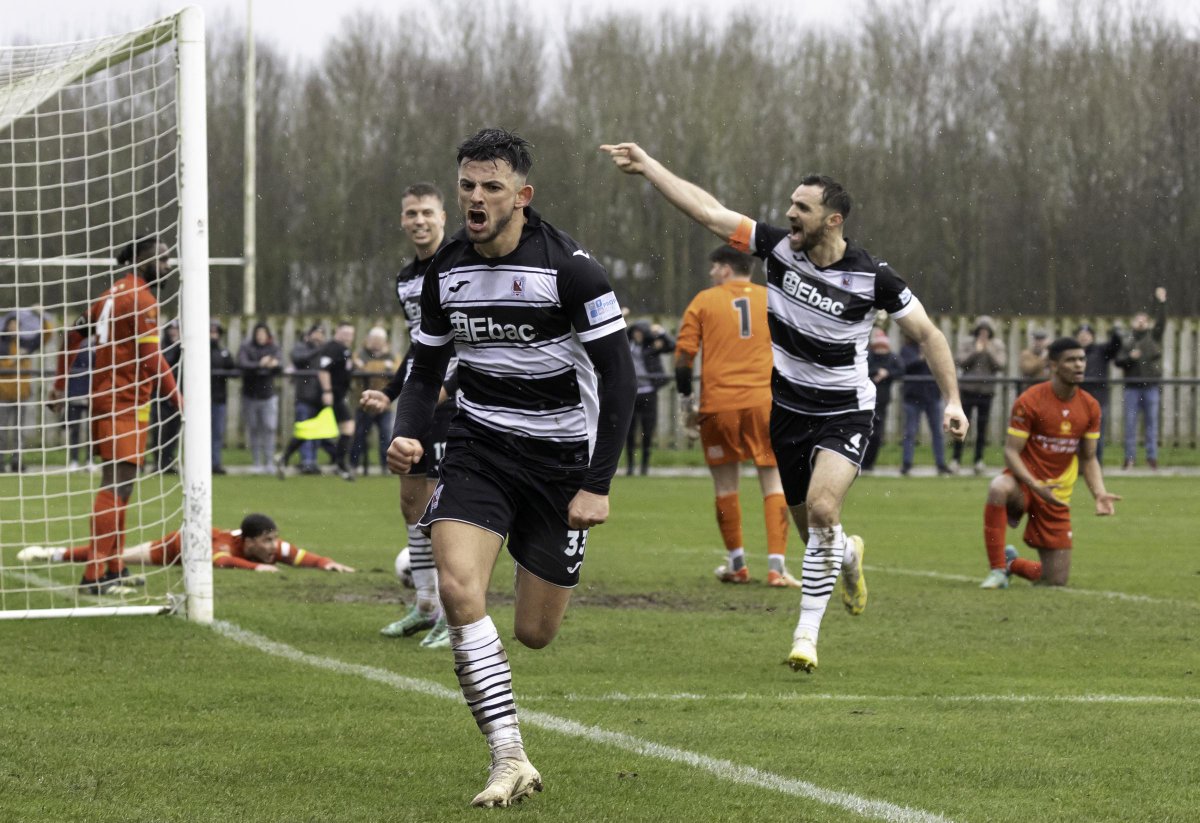 Darlo Retro 📸 tweet media