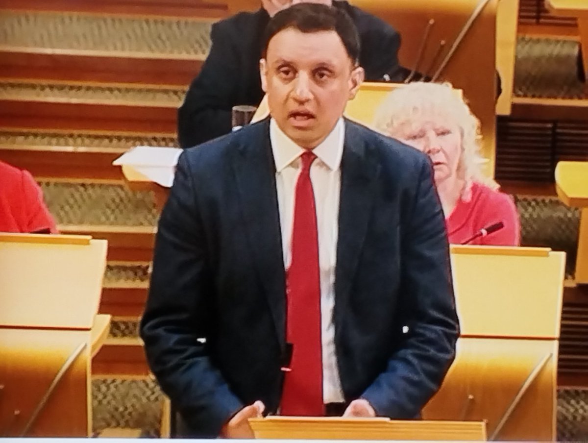 tozdee57's tweet image. The #Unionist #MSM deeply frustrated as they find that the #Holyrood Dignity at Work survey was anonymous! Sure they're hoping that the accused involved are #SNP members, however going by the behaviour of the Unionist Parties, particularly at #fmqs, it's more likely to be them!