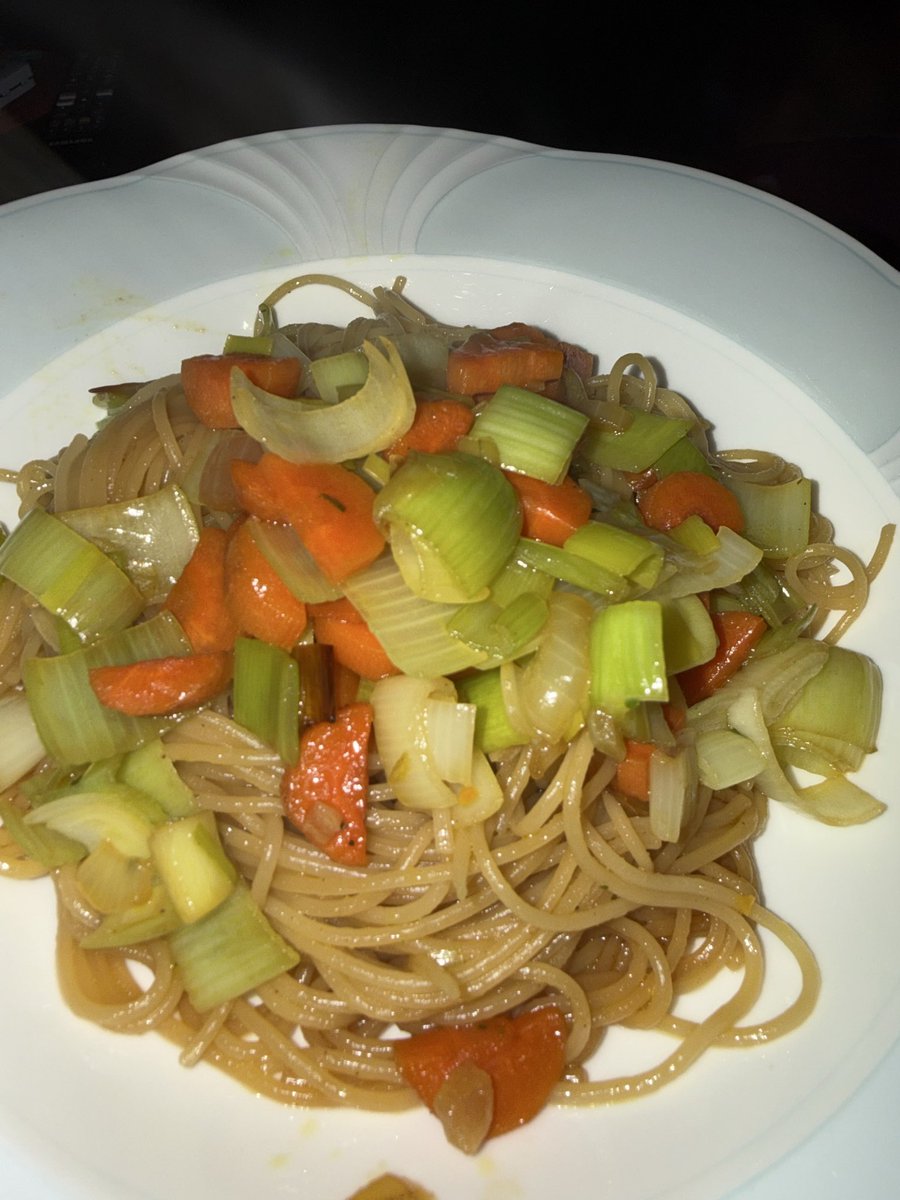 Claudia 🦁 tweet media