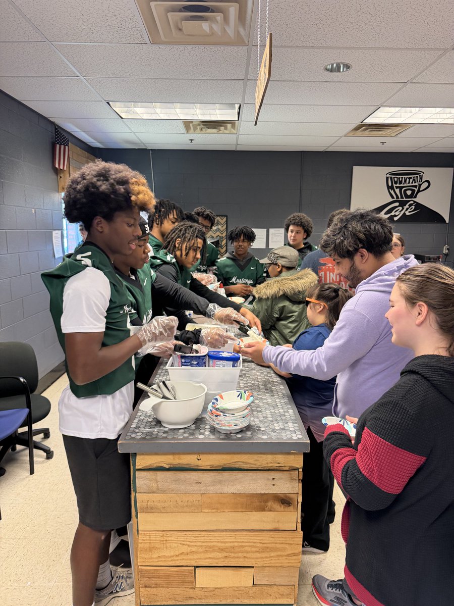 𐂃 𝙆𝙈𝙃𝙎 𝙁𝙊𝙊𝙏𝘽𝘼𝙇𝙇 🏔️🔨 tweet media