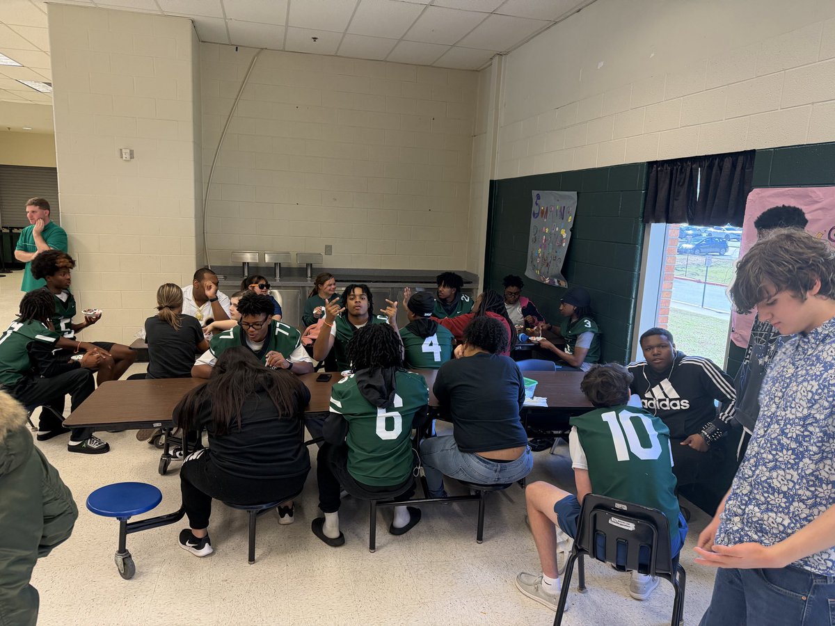 𐂃 𝙆𝙈𝙃𝙎 𝙁𝙊𝙊𝙏𝘽𝘼𝙇𝙇 🏔️🔨 tweet media