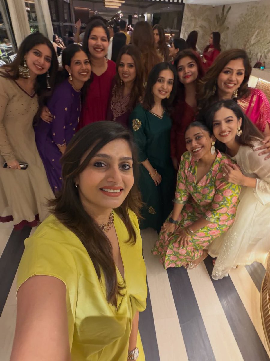 Anvi 🦚 tweet media