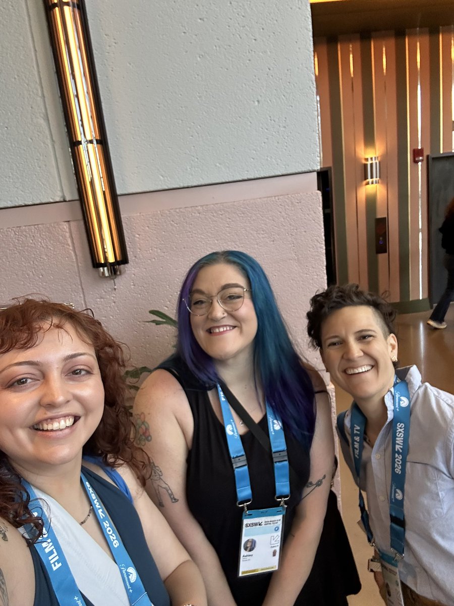 Goldie 🍂 tweet media