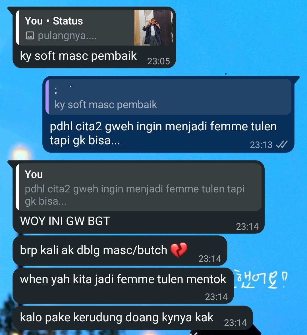 ajuygonewrong's tweet image. dari kecil udh sering dipakein baju laki sama ortu jadi kebawa ampe skrg aowkwok #curcol