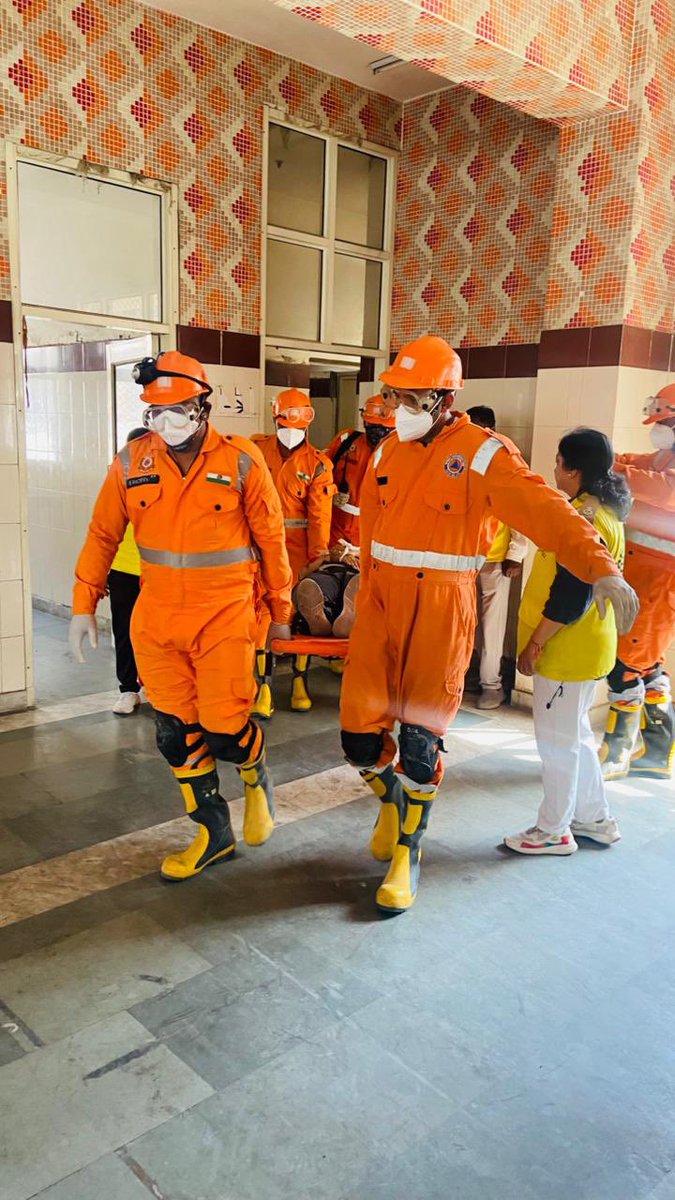 DM/DEO West Delhi tweet media