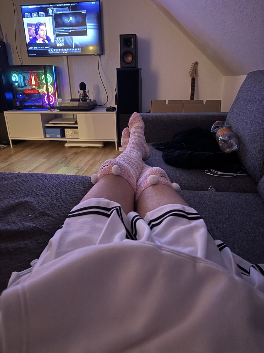 FemboyHop tweet media