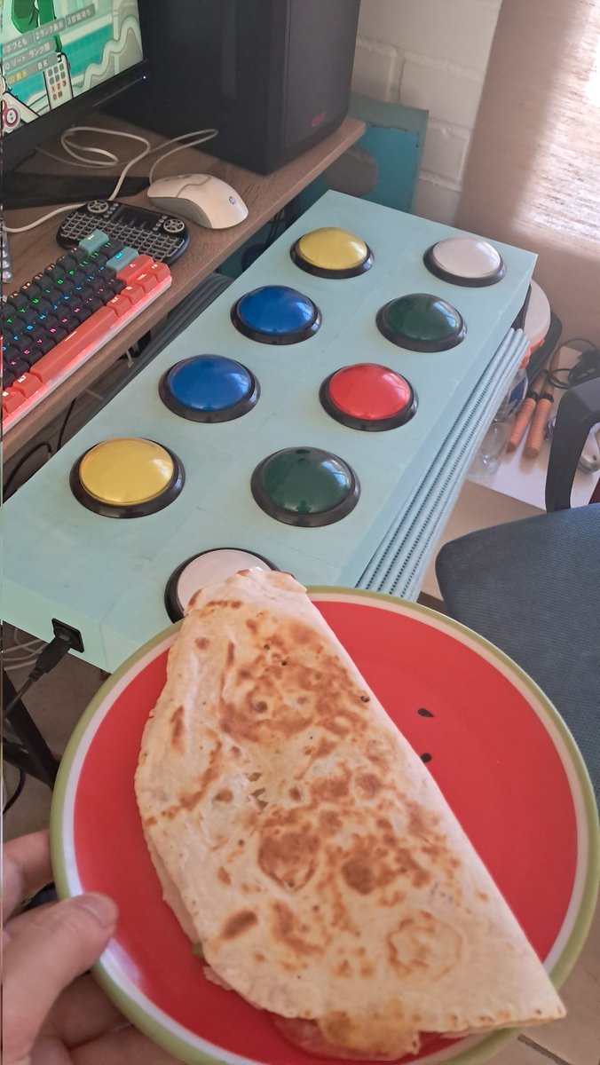 victor el gato tweet media