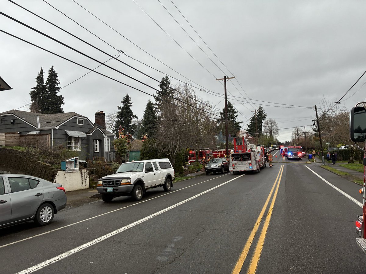 Portland Fire & Rescue tweet media