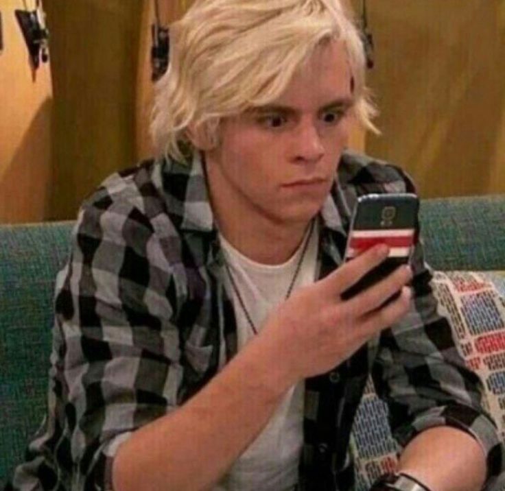 Same Voice actor BTW 

(In Latin American Spanish)