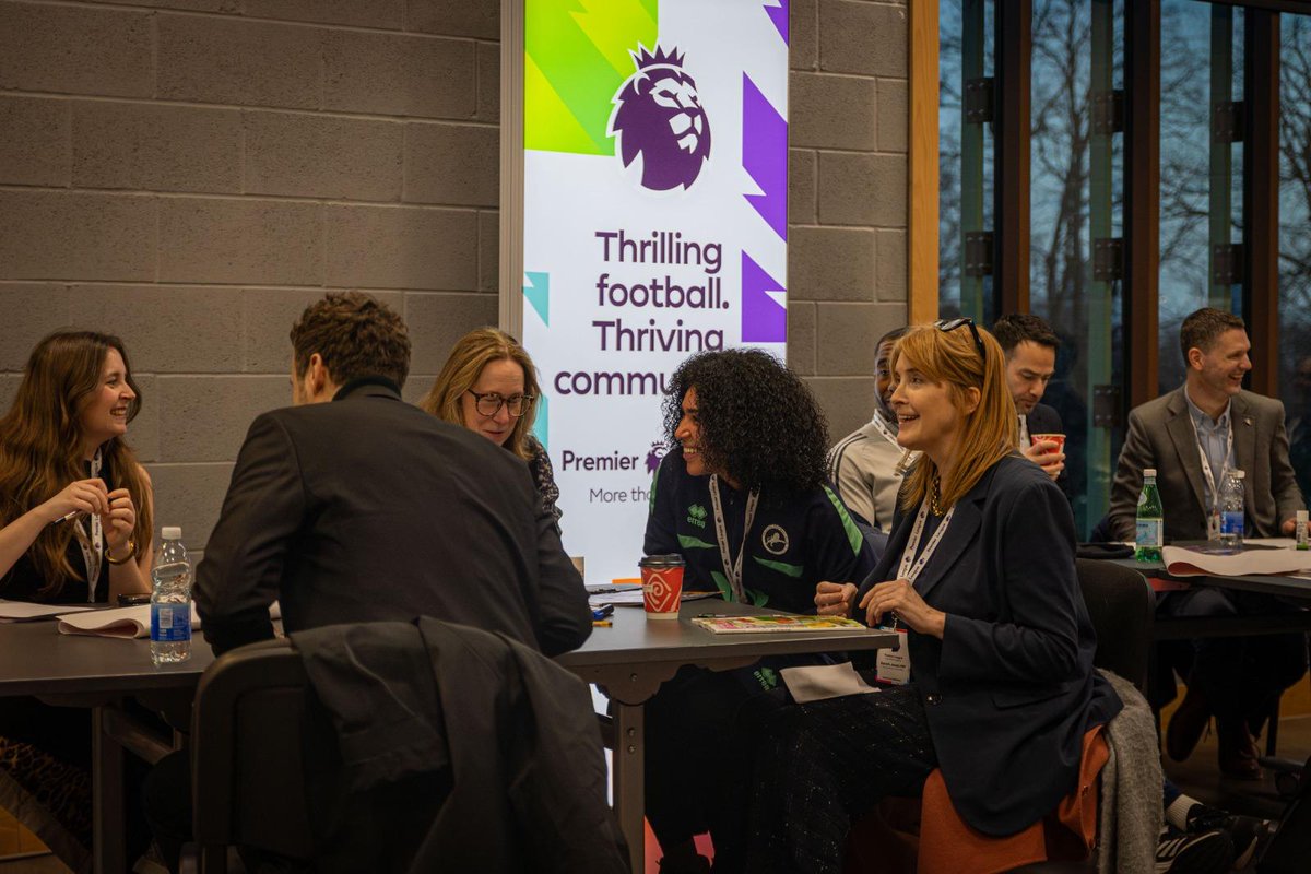 Sarah Jones MP tweet media