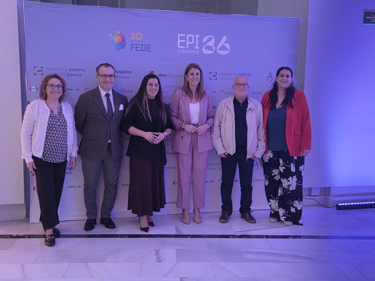 SaludConsumoSe's tweet photo. 📢 La delegada de Salud y Consumo inaugura en Sevilla los Premios #Epiforward.
Un encuentro que reconoce el compromiso con las personas con #epilepsia y refuerza el trabajo por una atención más ágil y humana, basada en protocolos unificados, más investigación y tecnología. 🤝💜 https://t.co/78OALSfNmu
