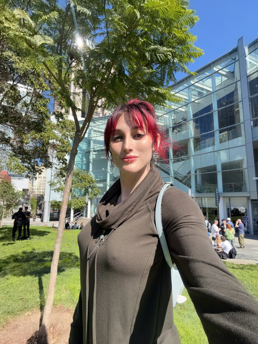 Bright Sunshine ☀️ tweet media