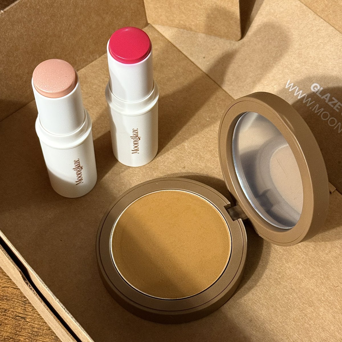 مــدى tweet media