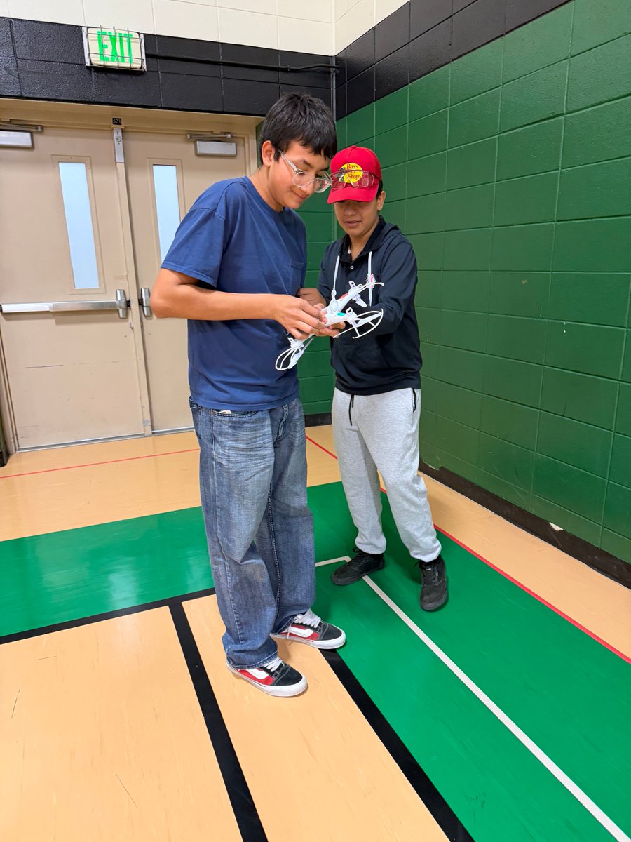 Sunset Middle School tweet media