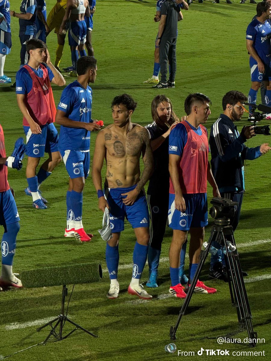 🧜‍♀️ tweet media