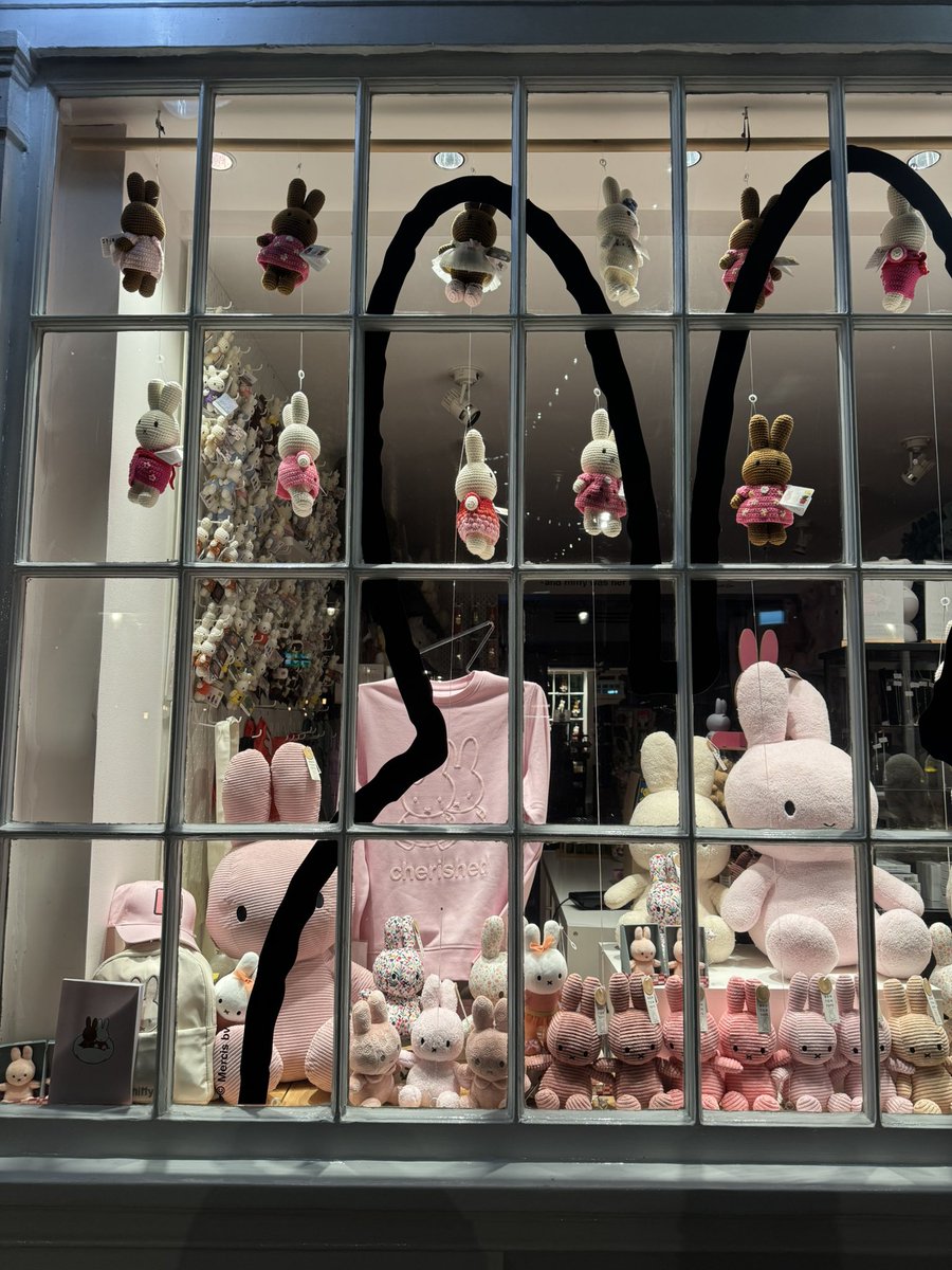 lyna bean tweet media