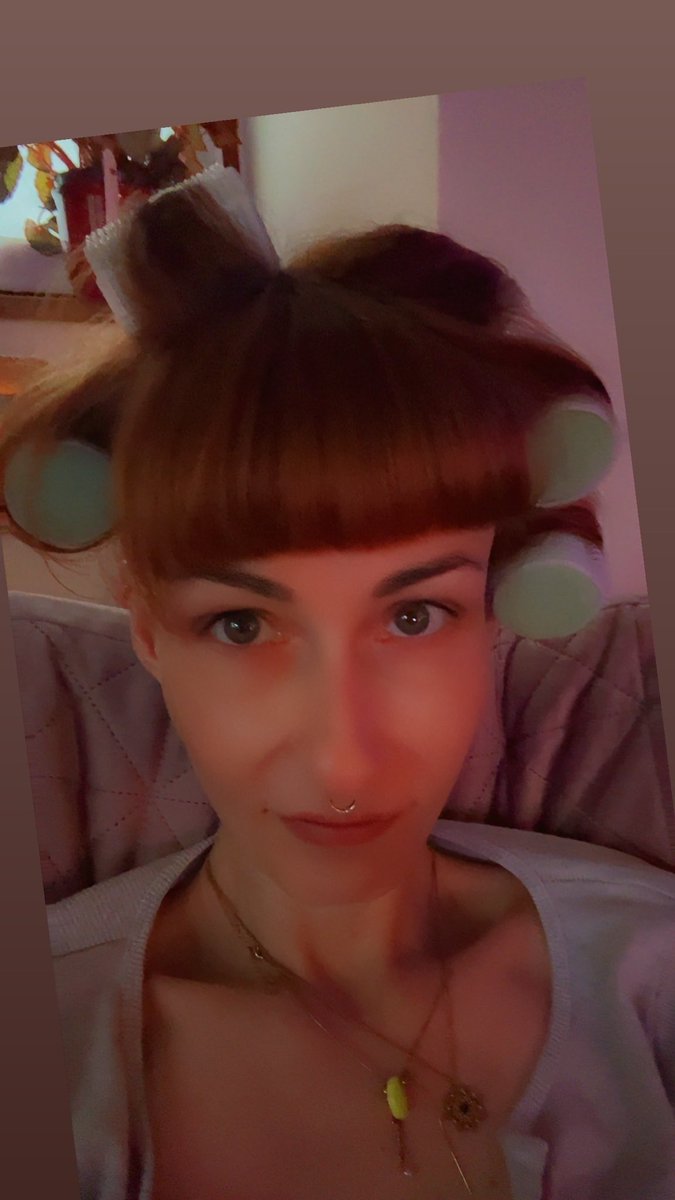 Katze Nstreu tweet media