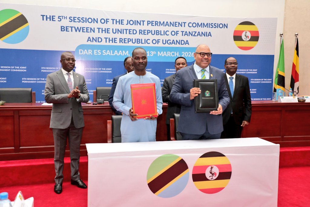 Hon. Byamukama Fred tweet media