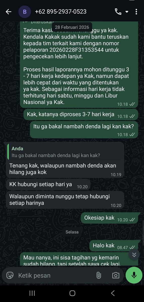 lotteverse_'s tweet photo. trus kemarin, aku kan mau bayar tagihan bulan ini, liat nominalnya kok beda sama yang di catatan aku. trus aku liat2 lagi ternyata denda yg kemarin belum dihapus dan malah digabung dong 😤 https://t.co/E5qyl9Uumy