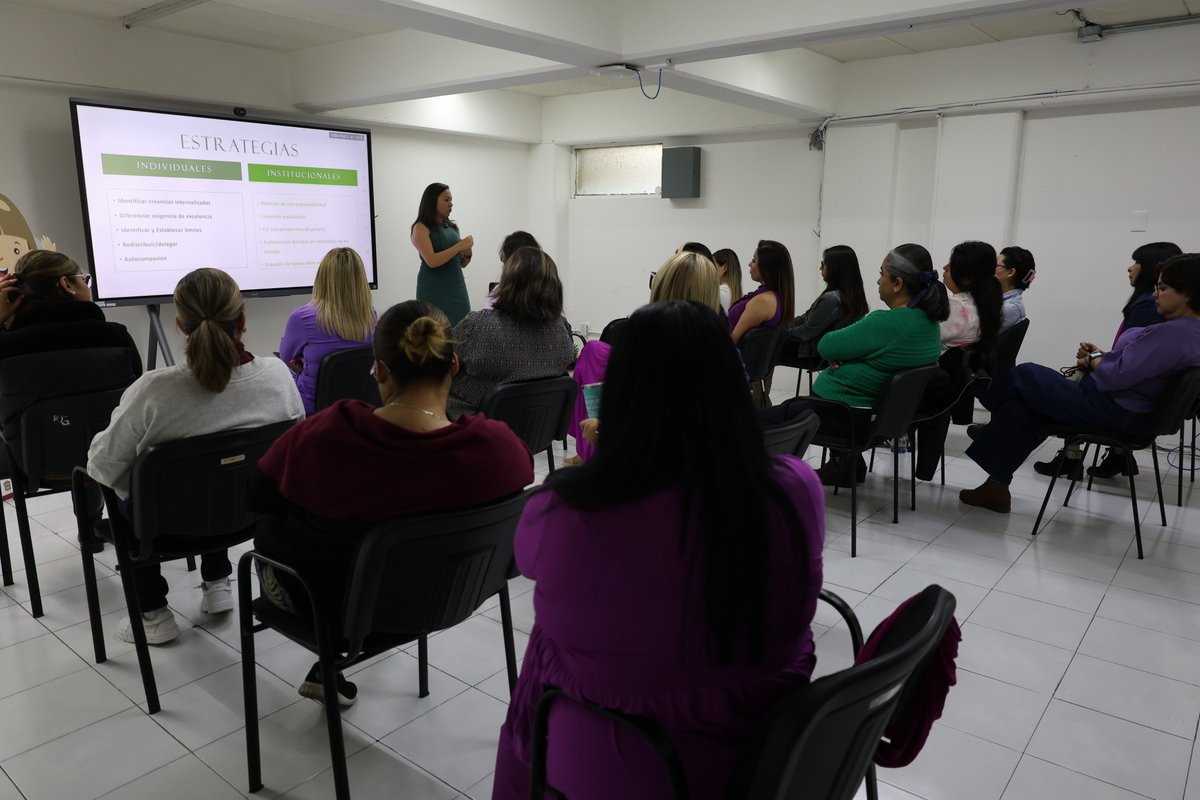 CONEBIedomex's tweet image. En el marco del #DíaInternacionalDeLaMujer 💜 el @CONEBIedomex de la #SECTI llevó a cabo la conferencia 🦸‍♀️“Mujer Maravilla: la autoexigencia como sistema de opresión”, impartida por la Mtra. Zaribel Orozco Rodríguez académica de la UAEMéx.
#EducaciónConIgualdad 
#8M