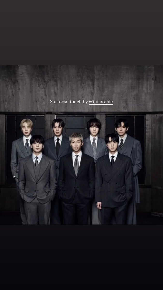 สูทซาร์ทอเรียลสุดคลาสสิกที่บังทันสวมใส่มาจากแบรนด์ @/tailorable 

instagram.com/stories/tailor…