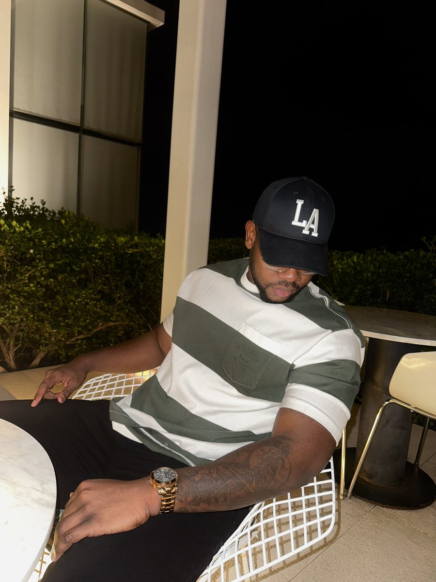 therealjbounce's tweet photo. Im really a chilled guy, just need a software update every few months🧍🏾‍♂️ https://t.co/jhkzKI1nMy