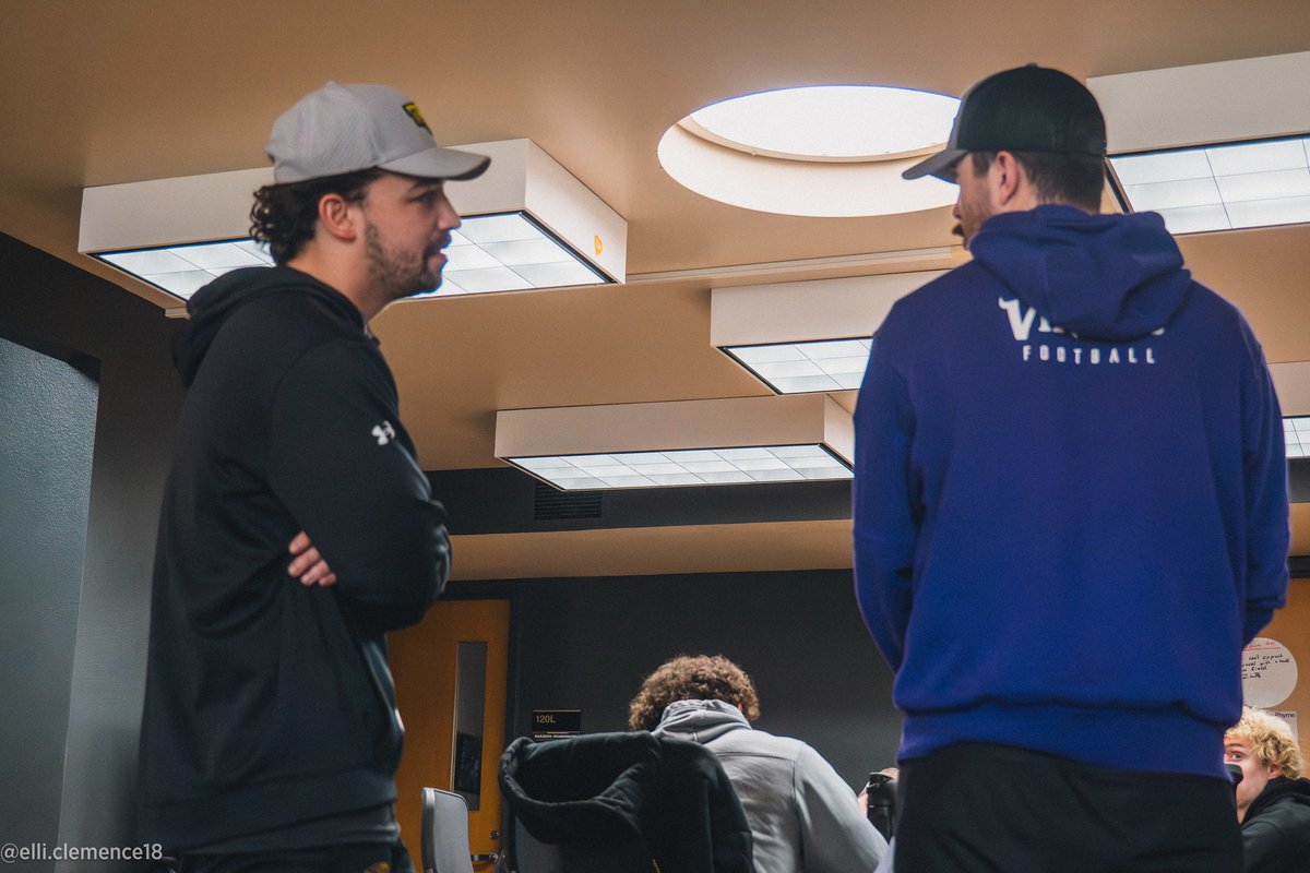 UW-Oshkosh Football tweet media