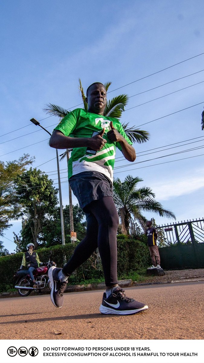 MBU's tweet photo. Earlier today, Tusker Lite inaugurated the #TuskerLiteNeonMarathon, an event that drew participants for an evening sunset run, promoting health and fitness. It keeps getting better!!
#IgniteTheLight https://t.co/H2hPOll3YH