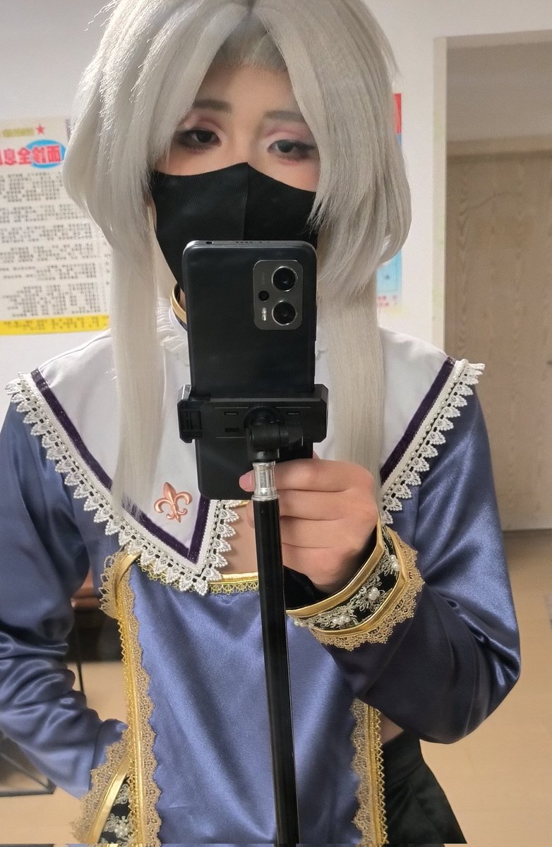 落蒂 Lot tweet media