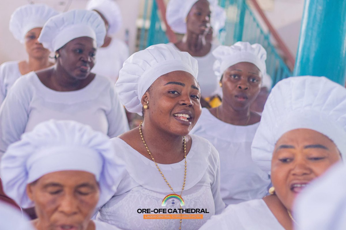 cccoreofe's tweet photo. Sileku anu o,
Sileku anu o,
Ire loni wa, Ire loni wa,
Ire loni wa, mase ta wa nu,
Sileku anu o.

Happy Wonderful Sunday Service in March 2026 https://t.co/CvKZ8VcL7y