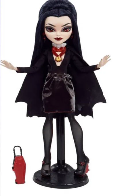 Do we know where these bullshit dolls will be sold? `Cause instead of Monster High, they're giving me Attractionistas vibes, like they're gonna try and sell these at Universal's Epic Universe.
