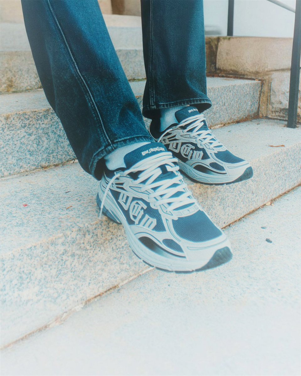 jasonkelley6's tweet image. DGO RNNR V1 available now.  
First release live.  dontgetoffended.us/products/dgo-r…

#DGO #SneakerRelease #Streetwear #Footwear