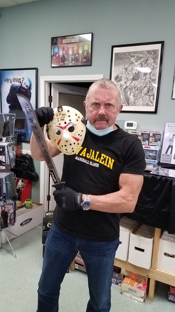 Wrestling_Fan79's tweet photo. @Freebyrd316 @NicoMartelle @HeManFan1 @Mark_Lapping @LoveMeSome1980s @stradlemonkey @Sinjun45 @MOTUdrawing @Brooksidefilms @HeManIsMyHero @BrokenBridgeGXB @CaptainBacon61 @AddictedHe @The_TyeBox @tentaclause @Gillster37 @AliciaMarieBODY @lizhobbs1974 @Smax140Adams @cimerians @MichaelOdomArt @jfdm76 @Wheeljack83 @deanetts @SeitaYokokawa @kevhulk73 @tylerSLAM @DCComics @Mattel @pepsi @NECA_TOYS @HulkHogan @Konami @Metallica @OutbackSteakAus @arcade_1up @Oreo @PandaExpress @pizzahut @CodyRhodes @elonmusk Happy Friday the 13th to all of my awesome MOTU loving brothers and sisters. Here's when I met the awesome, legendary and super nice Kane Hodder. 🤘 #HappyFridayThe13th #FridayThe13th #KaneHodder #Legend #JasonVoorhees https://t.co/zHl4I58Bdh