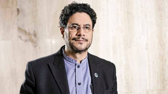 Maryaristizabal's tweet photo. #Ojo hay acuerdo político entre Pacto Histórico y En Marcha lo que significa que el exministro Juan Fernando Cristo  llega a la campaña de Iván Cepeda.

También se los anticipamos anoche en #ElTermómetroPolítico https://t.co/bJRIViaoc7
