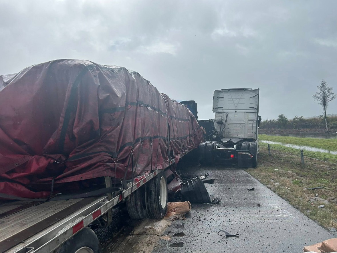American Truckers United tweet media