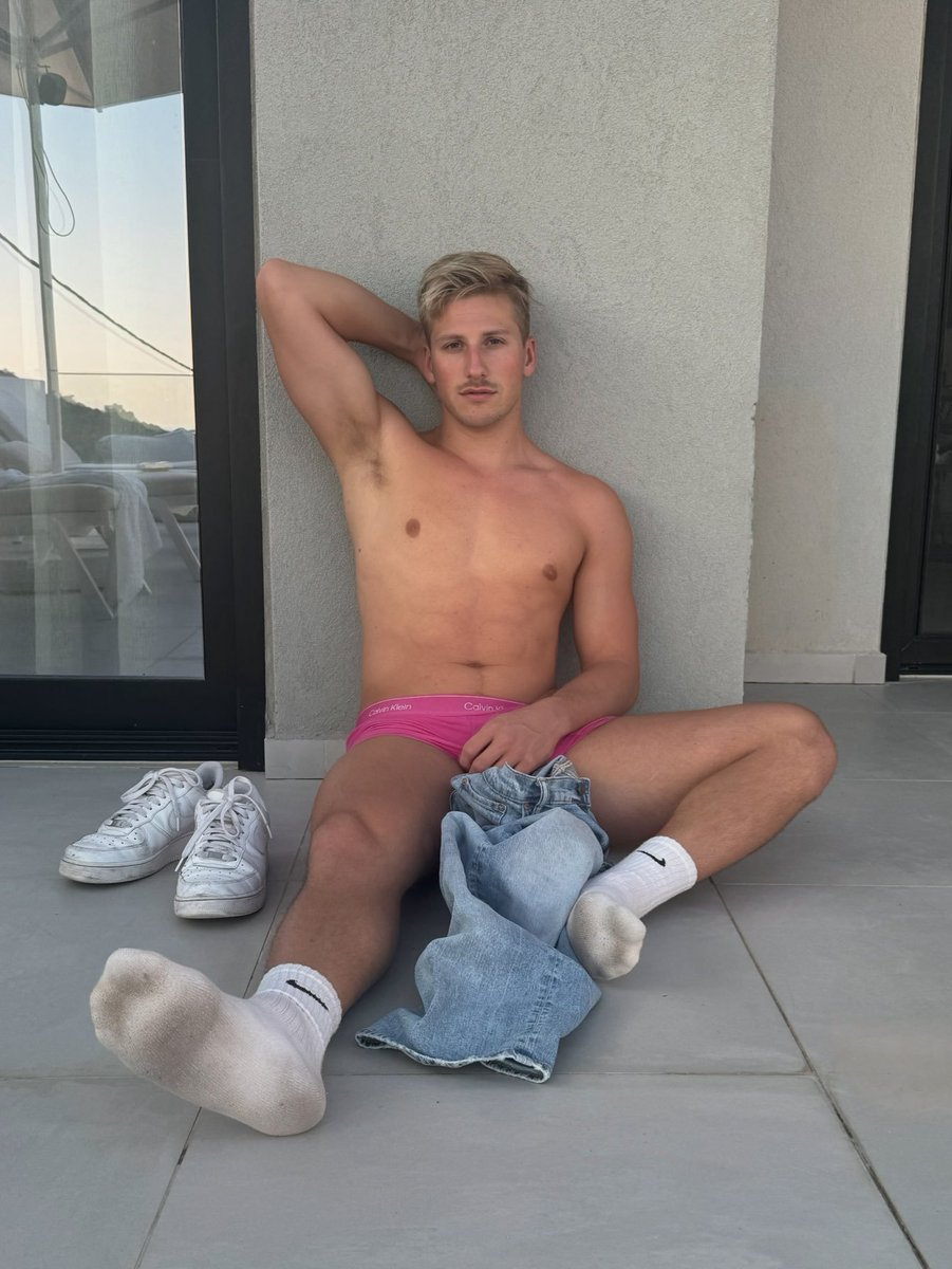 Hayes boy 😏 tweet media