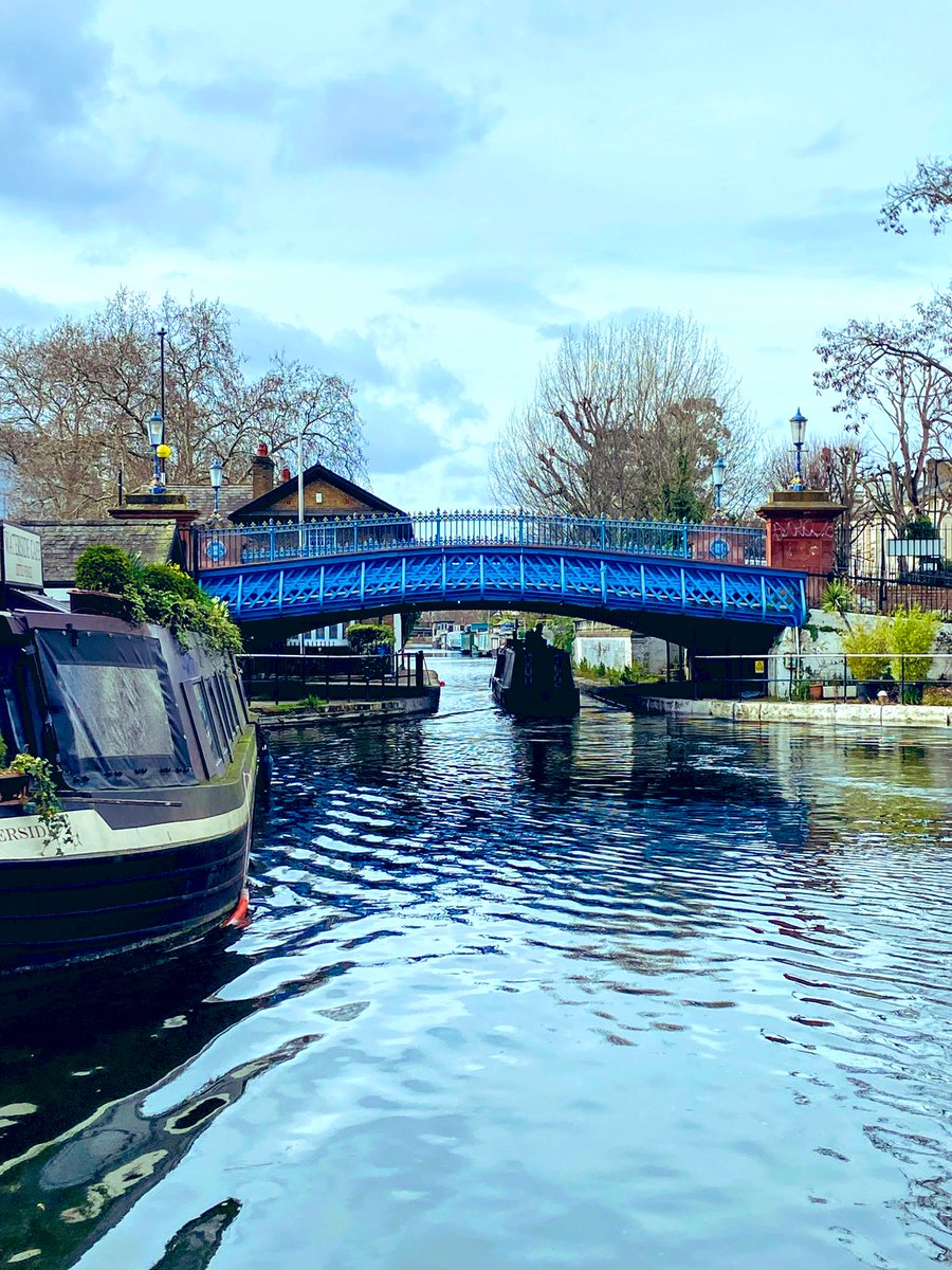 MargaretOC6's tweet image. #Bridge #BridgesFriday

Blue Bridge, Little Venice.
Paddington #London #England