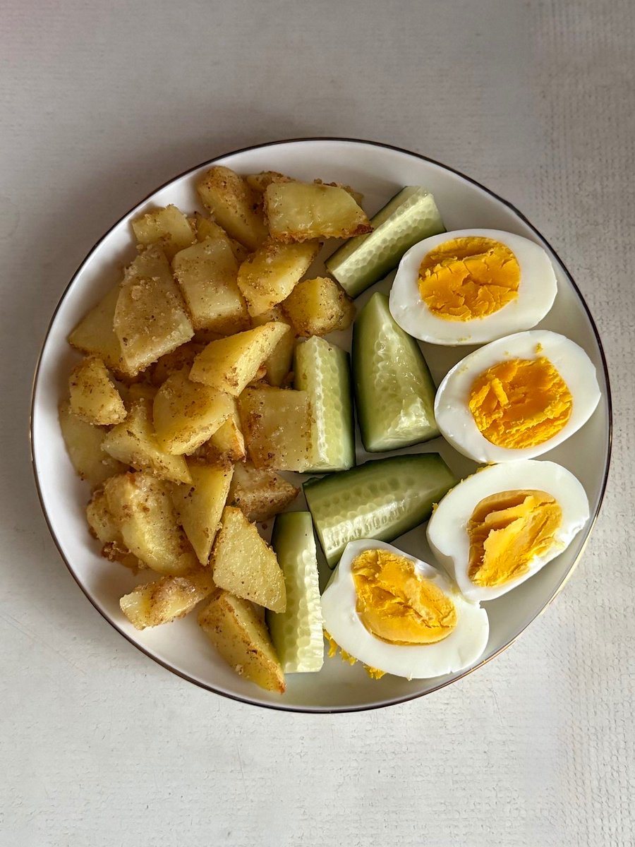 Edoş | Edtwt tweet media