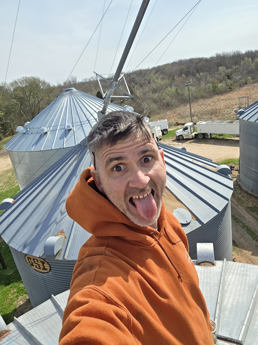 CleanDEE tweet media